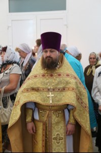 Божественная Литургия в храме святых первоверховных апостолов Петра и Павла г.Красноармейска