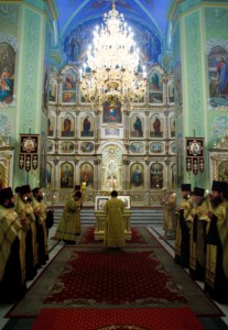 Всенощное бдение в храме в честь Покрова Пресвятой Богородицы г. Саратова