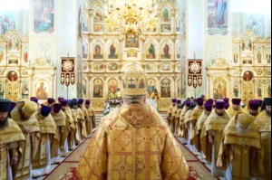 Божественная литургия и молебен у мощей святого равноапостольного князя Владимира в Покровском храме г.Саратова