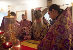 Божественная литургия в храме в честь Воздвижения Честнаго и Животворящего Креста Господня г. Саратова