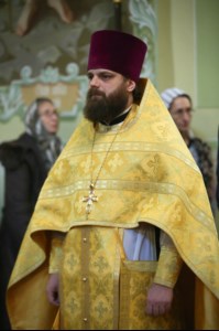 Божественная литургия в храме в честь Покрова Пресвятой Богородицы г. Саратова