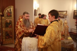 Божественная литургия в храме в честь иконы Божией Матери «Утоли моя печали»