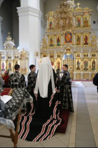 Великое повечерие с чтением канона преподобного Андрея Критского в Свято-Троицком кафедральном соборе г. Вольска