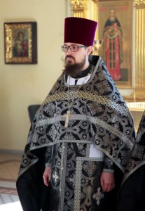 Литургия Преждеосвященных Даров на Архиерейском подворье — храме во имя святого апостола и евангелиста Иоанна Богослова при Саратовской православной духовной семинарии