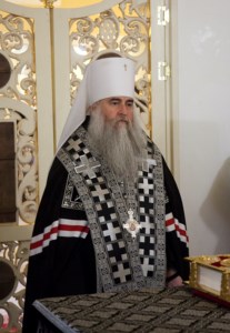 Вечернее богослужение на Архиерейском подворье — храме во имя святого апостола и евангелиста Иоанна Богослова при Саратовской православной духовной семинарии