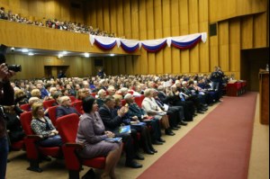 Митрополит Лонгин принял участие в работе собрания актива Саратовской области