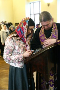 Всенощное бдение на Архиерейском подворье – храме во имя преподобного Серафима Саровского г.Саратова