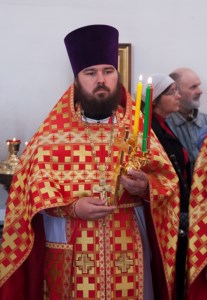 Божественная литургия на Архиерейском подворье — храме во имя святых равноапостольных Мефодия и Кирилла при СГУ в день памяти святых братьев