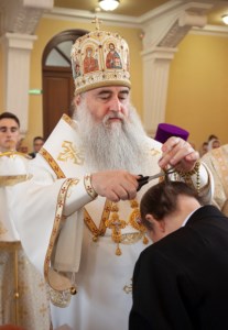 Божественная литургия на Архиерейском подворье — храме во имя святого апостола и евангелиста Иоанна Богослова при СПДС