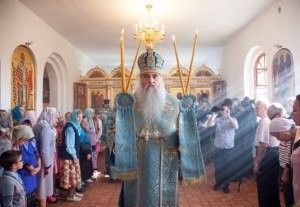 Божественная литургия в Свято-Успенском храме пос. Возрождение Хвалынского района