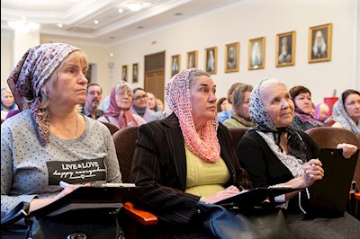 В Саратове открылись курсы для распространителей церковной утвари