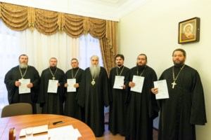 В СПДС завершилось обучение очередной группы священнослужителей на курсах повышения квалификации