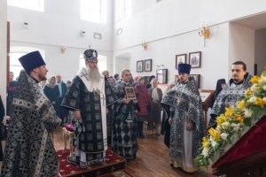 Литургия Преждеосвященных Даров в храме во имя святителя Митрофана Воронежского г. Саратова