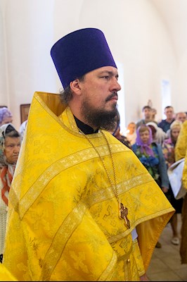 Божественная литургия в храме во имя святителя Николая Японского г. Саратова