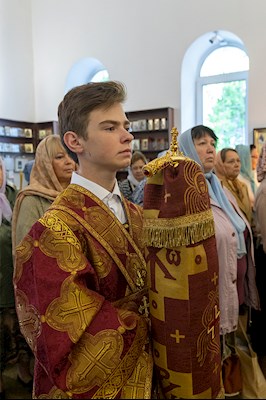 Божественная литургия в храме во имя пророка Божия Илии на Ильинской площади г. Саратова