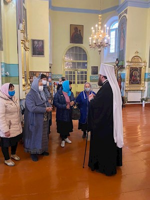 Митрополит Игнатий посетил Казанский храм Петровска