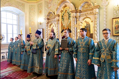 Всенощное бдение в храме Покрова Пресвятой Богородицы г. Саратова