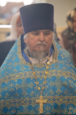 Митрополит Игнатий совершил Божественную литургию в Покровском храме г. Петровска