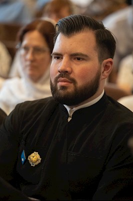 Митрополит Игнатий вручил дипломы выпускникам СПДС