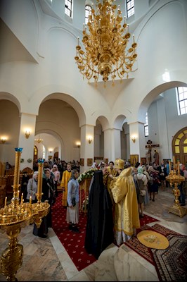Митрополит Игнатий совершил Божественную литургию в Свято-Алексиевском женском монастыре г. Саратова