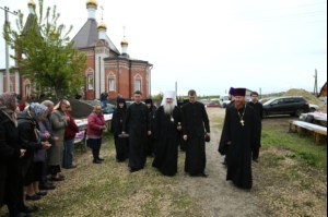 Чин Великого освящения и Божественная литургия в храме в честь Владимирской иконы Божией Матери Владимирского женского монастыря г. Вольска