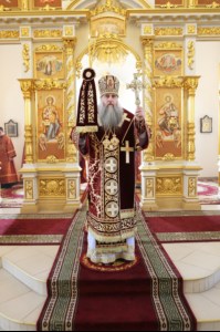 Божественная литургия в Свято-Троицком кафедральном соборе Вольска