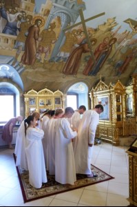 Крещальная Литургия в Свято-Троицком соборе Саратова
