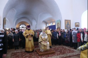 Божественная литургия в храме во имя святителя и чудотворца Николая р.п. Базарный Карабулак