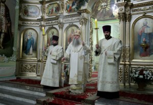 Всенощное бдение в храме в честь Покрова Пресвятой Богородицы Саратова