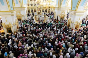 Митрополит Лонгин сослужил Святейшему Патриарху Кириллу на Божественной литургии в Спасо-Вознесенском соборе г.Ульяновска
