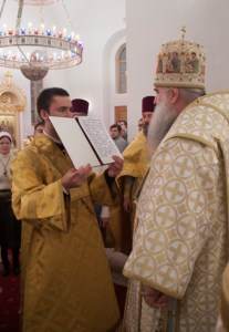 Божественная литургия на Архиерейском подворье — храме святых равноапостольных Кирилла и Мефодия при СГУ
