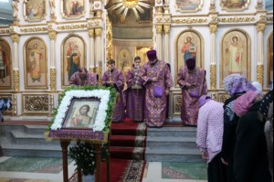 Божественная литургия и панихида в храме во имя Всех Святых, в земле Российской просиявших г. Саратова