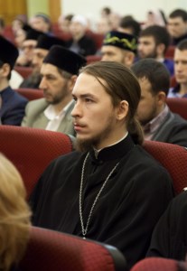 Митрополит Лонгин принял участие в конференции «Роль религии и религиозных организаций в сохранении института семьи и семейных ценностей»