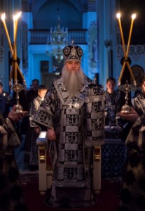 Утреня с чтением Великого канона преподобного Андрея Критского в храме в честь Сошествия Святого Духа г. Саратова