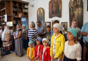 Божественная литургия на Подворье Свято-Никольского мужского монастыря г.Саратова с.Елшанка Воскресенского района