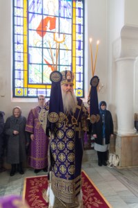 Литургия Преждеосвященных Даров в храме в честь иконы Божией Матери «Утоли моя печали» г. Саратова