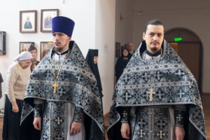 Литургия Преждеосвященных Даров в храме во имя святителя Митрофана Воронежского г. Саратова