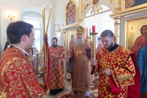 Божественная литургия в храме в честь Воскресения Христова с. Ивано-Языковка Аткарского района