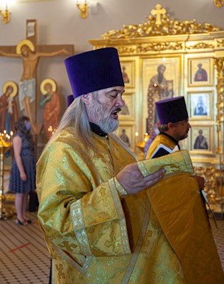 Всенощное бдение в Свято-Троицком кафедральном соборе г. Саратова