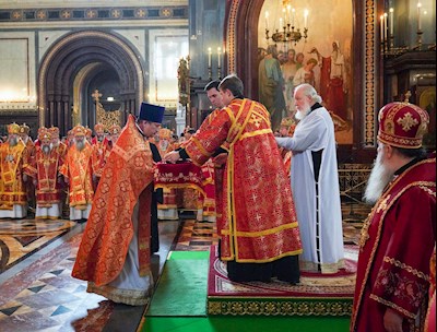 Митрополит Игнатий принял участие в Божественной литургии и торжествах в день тезоименитства Святейшего Патриарха Кирилла