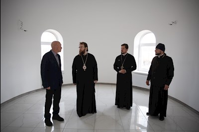 В поселке Лопуховка завершено возведение здания храма