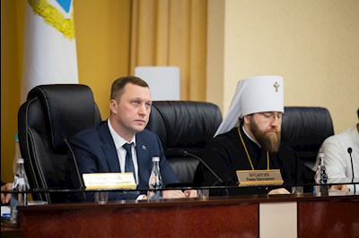Митрополит Игнатий выступил с докладом на заседании Совета по взаимодействию с национальными и религиозными объединениями