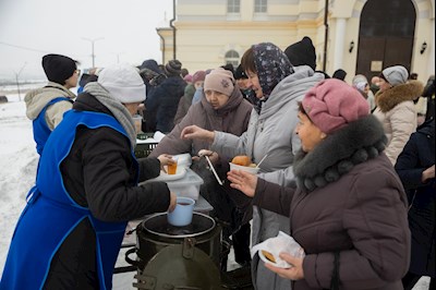 Митрополит Игнатий совершил Божественную литургию в соборном храме святителя Спиридона Тримифунтского г. Саратова