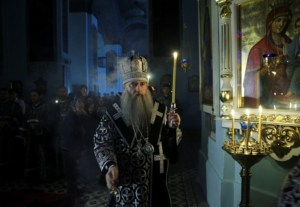 Утреня с Чином погребения в Духосошественском кафедральном соборе города Саратова
