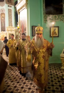 Всенощное бдение в храме в честь Сошествия Святого Духа города Саратова