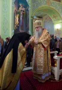 Божественная литургия в храме в честь Покрова Пресвятой Богородицы г. Саратова