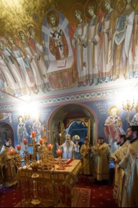 Божественная литургия в Свято-Троицком кафедральном соборе г. Саратова