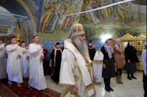 Крещальная литургия в Свято-Троицком кафедральном соборе г. Саратова