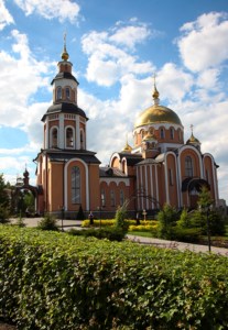 Председатель Издательского совета Митрополит Климент посетил храмы Саратовской епархии