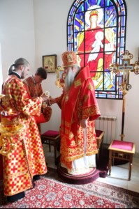 Божественная литургия на Архиерейском подворье — храме в честь иконы Божией Матери «Утоли моя печали» г.Саратова